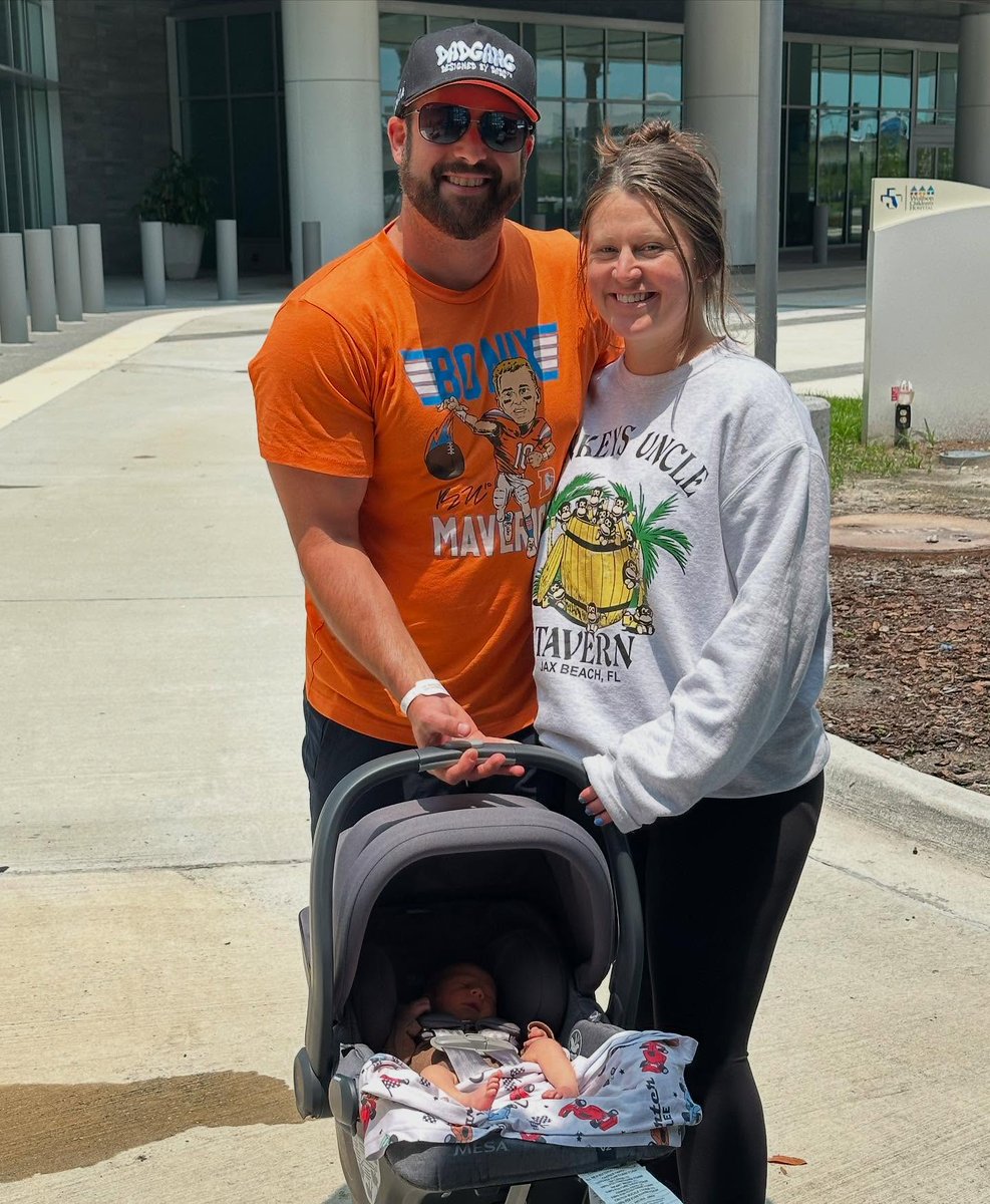 BaptistHealthJx's tweet photo. A new little astronaut has landed at #BaptistJax! 🚀👨🚀 Baby Carter was born on Wednesday, May 28, at 8:15 am.
Mom and dad shared: "The little guy started in this world with a bang, showing some serious resiliency through a quick NICU stay. The wonderful medical professionals at Baptist Jacksonville & @WolfsonChildren are true angels and got Carter discharged super quickly. And now we are home, adjusting to our new, beautiful normal."
Welcome to Earth, little guy! 🌎 #BaptistBabies #WolfsonWarriors