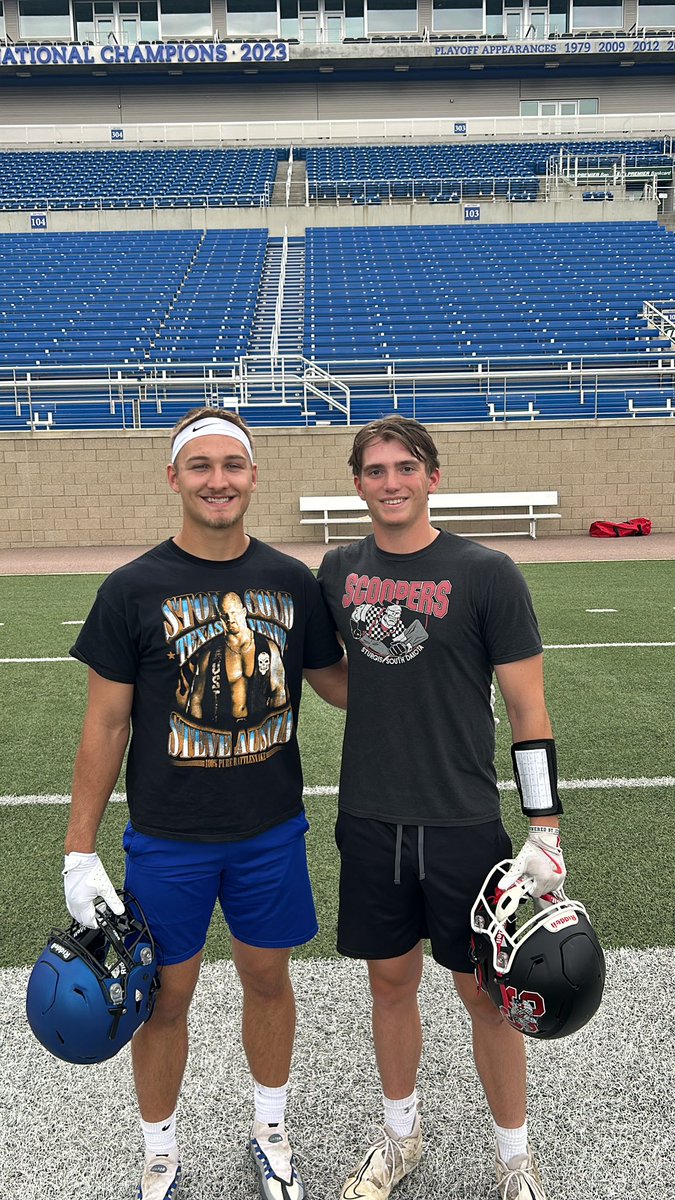 Red tight ends