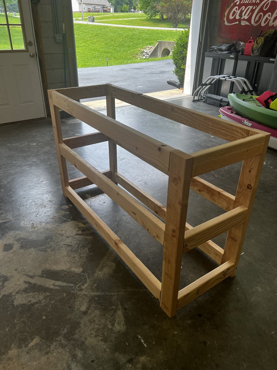 tamdrwoodworks's tweet image. The start of a bakers island. #sidetable #noboss #no9to5 #control #uour #life #dont #be #told #what #to #do #dewalt #mimwax #kregjig #jumpman #allin #hustle #grind #sell #it #all #about #the #money #push #no #how #no #way #tn