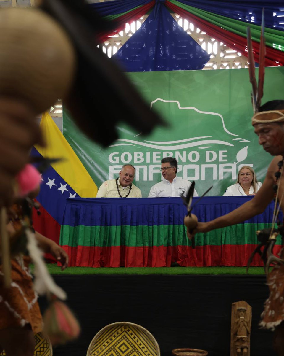 El capitán <a href="/dcabellor/">Diosdado Cabello R</a> en #Amazonas 🥰✨