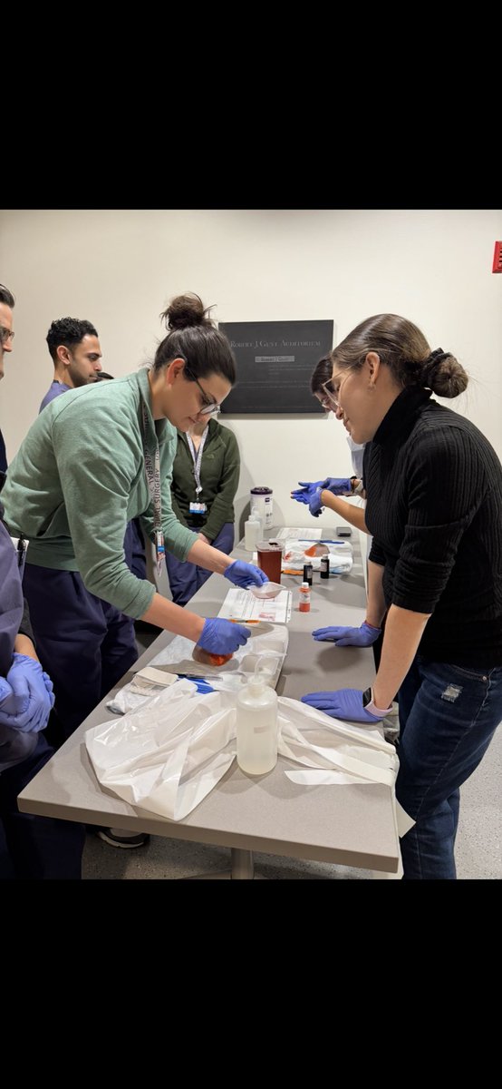 _TaraKrishnan_'s tweet photo. Trainees focused on breast specimens in this session - and learned about margin status, uses/limitations of interpretative consultations, importance of #radpath correlation, and even got to gross silicone mastectomy specimens! #breastpath #pathTwitter #MedEd #MedTwitter https://t.co/zru0PERhp2