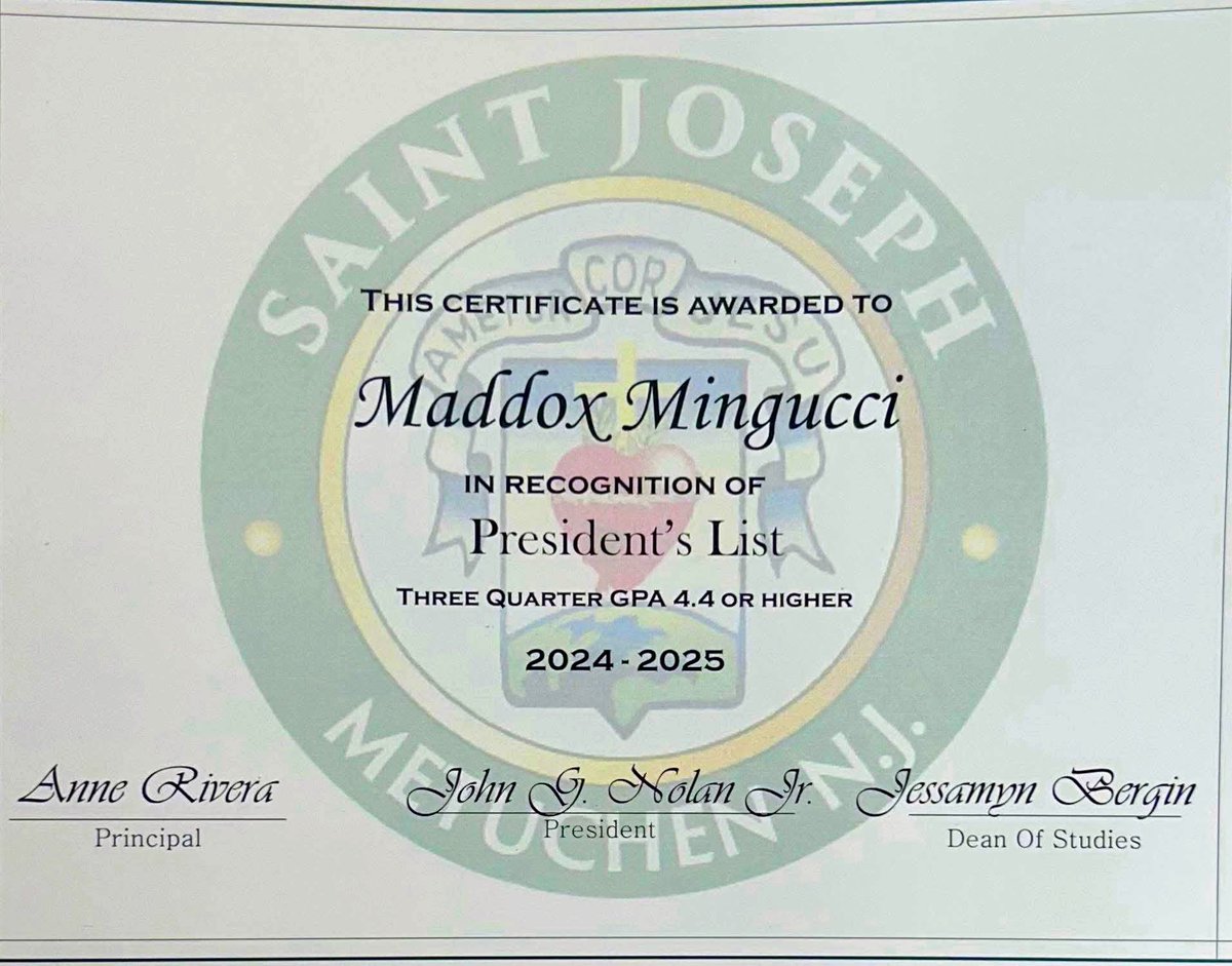 TheGooch76's tweet image. 2025 Academic Goal Met! ✅,
I am proud of the achievement and honored to receive this award for maintaining a 3 quarter GPA of 4.4 or higher making the Saint Joseph President’s List for 2025.
Thank you to all the amazing St. Joe’s teachers and my family for their support this…