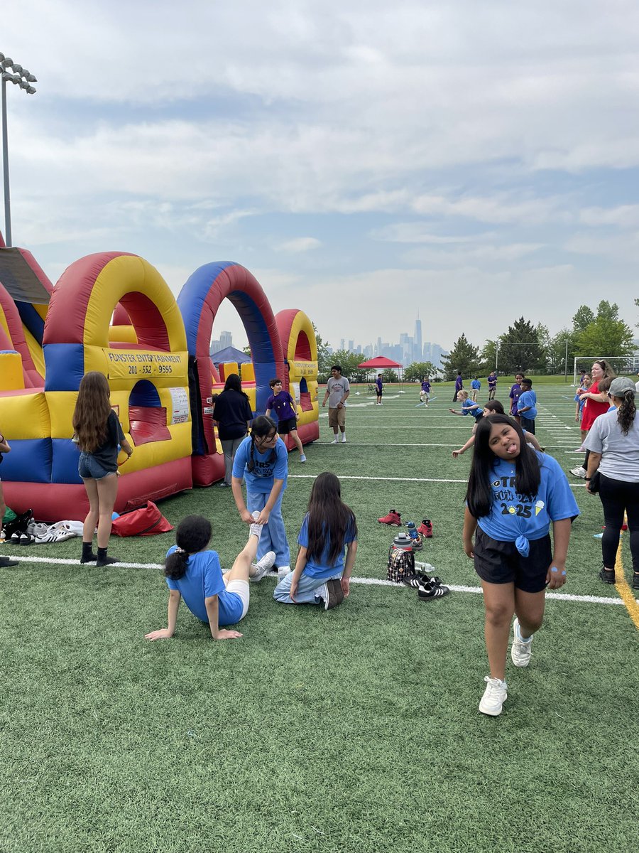 Christy Dermody tweet media