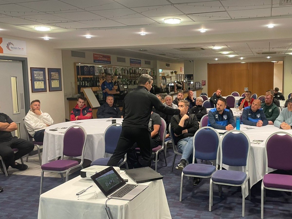 Mike Phelan Coaching (@mp_coaching_1) on Twitter photo Another great #coaching masterclass with <a href="/ShropshireFA/">⚽️🏆Shropshire FA🏆⚽️</a> delivered by <a href="/MP_Coaching_1/">Mike Phelan Coaching</a> practitioner <a href="/Paulmcg8/">Paul McGuinness</a>
Thanks to <a href="/shrewsburytown/">Shrewsbury Town FC</a> for hosting and to <a href="/tnsfcwomen/">The New Saints FC Women</a> and <a href="/TnsfcGirlsYouth/">The New Saints FC Girls Youth</a> teams for taking part.
For more info on future events go to mikephelancoaching.com/events Another great #coaching masterclass with <a href="/ShropshireFA/">⚽️🏆Shropshire FA🏆⚽️</a> delivered by <a href="/MP_Coaching_1/">Mike Phelan Coaching</a> practitioner <a href="/Paulmcg8/">Paul McGuinness</a>
Thanks to <a href="/shrewsburytown/">Shrewsbury Town FC</a> for hosting and to <a href="/tnsfcwomen/">The New Saints FC Women</a> and <a href="/TnsfcGirlsYouth/">The New Saints FC Girls Youth</a> teams for taking part.
For more info on future events go to mikephelancoaching.com/events