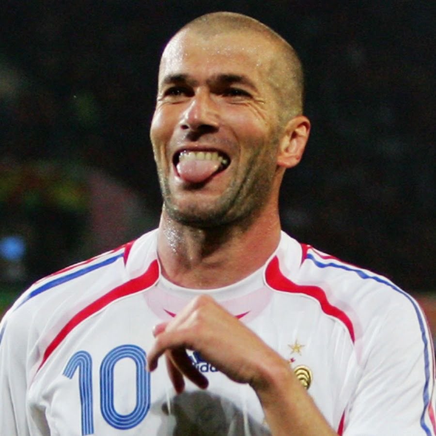 imDorxi's tweet photo. qu’est-ce qui différencie cette homme et cherki ? #Cherki #ESPFRA https://t.co/VDFm5V9Fwi