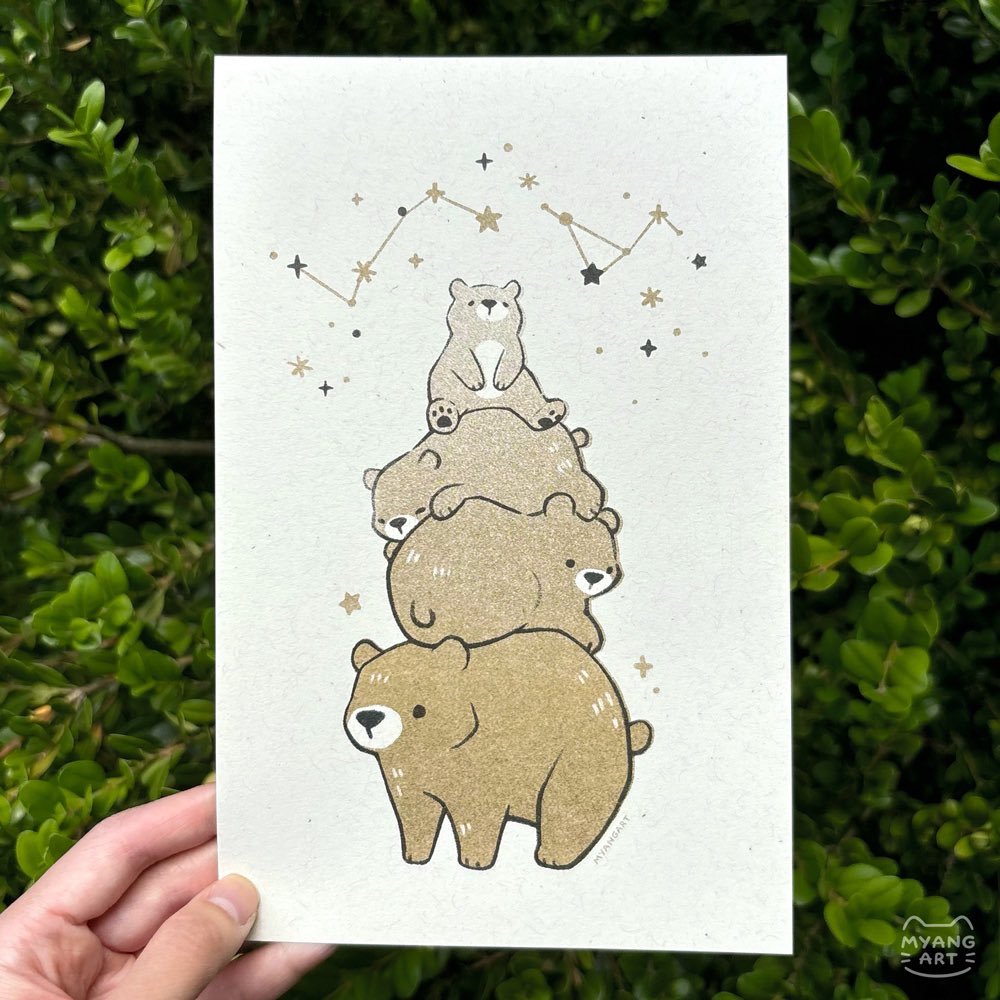 stack of bears 🐻

riso prints etc. will be online 6/7 at 2pm CT!