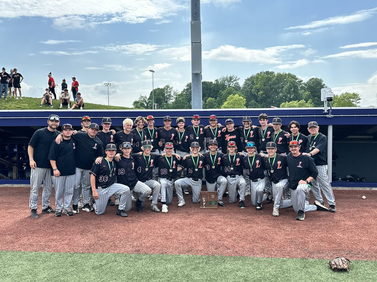 The 2025 season comes to an end today after the Tigers fall 4-3 in 11 innings vs Anthony Wayne in the Regional Finals. Thank you to everyone for all of the support all year! Thank you Seniors for everything you have given this program! #GoTigers 🐅