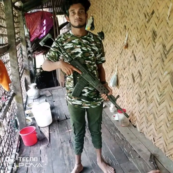 إِنَّا لِلّهِ وَإِنَّـا إِلَيْهِ رَاجِعونَ 
Over five million Rohingya mourn the passing of a brave and dedicated Mujahid of the ARSA Army (formerly Harakah al-Yaqin), Abul Kalam son of Abdu Korim was lived in camp -2e, block - E-09. He spent many years Photos - Online