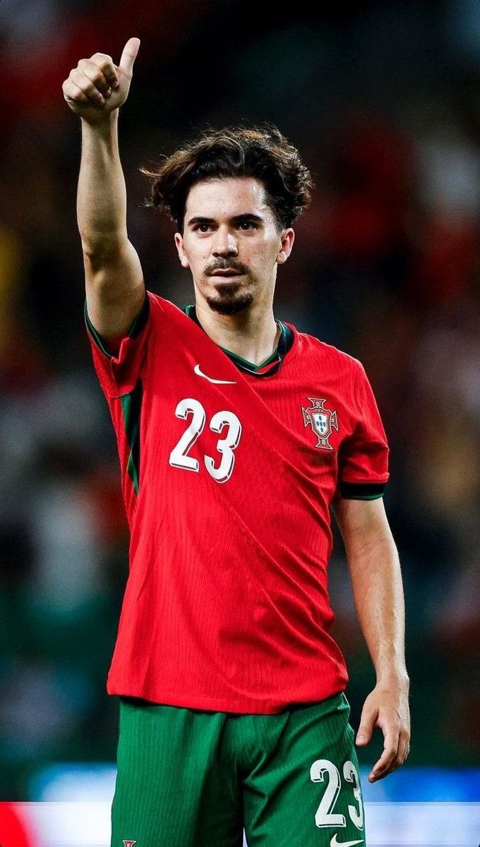 whotfisray_'s tweet image. Finally we get to end this nonsense Pedri disrespect