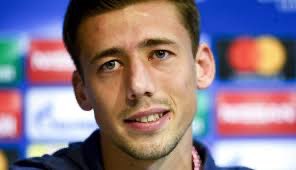 T’es le joueur le plus nul par pitié 5 buts par ta faute depuis 2021 on t’avais oublier, tu reviens et tu fais ta merde mais virer le 💀