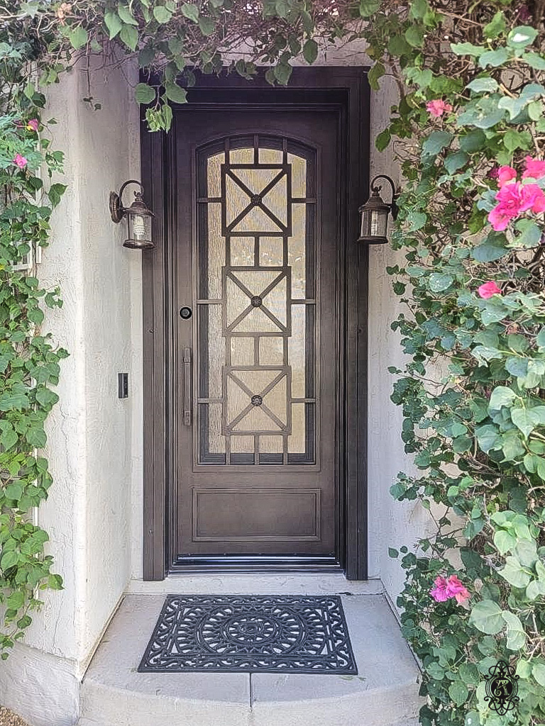 AlliedIron1's tweet image. Looking to elevate your home design? Discover the versatility of wrought iron! From classic to modern styles, we have something for every decor. Check it out: wix.to/0wdyqcM #HomeDecor #WroughtIron #VersatileDesign
