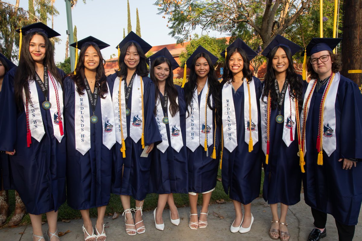 Redlands USD (@redlandsusd) on Twitter photo ๐ Dear <a href="/rhs_terriers/">RHS_TERRIERS</a> #Classof2025 ... as you reflect on your journey these last four years, we look forward to seeing all that you are meant to become and all the incredible things you will achieve. ๐พโค๏ธ #ThisIsRUSD ๐ Dear <a href="/rhs_terriers/">RHS_TERRIERS</a> #Classof2025 ... as you reflect on your journey these last four years, we look forward to seeing all that you are meant to become and all the incredible things you will achieve. ๐พโค๏ธ #ThisIsRUSD