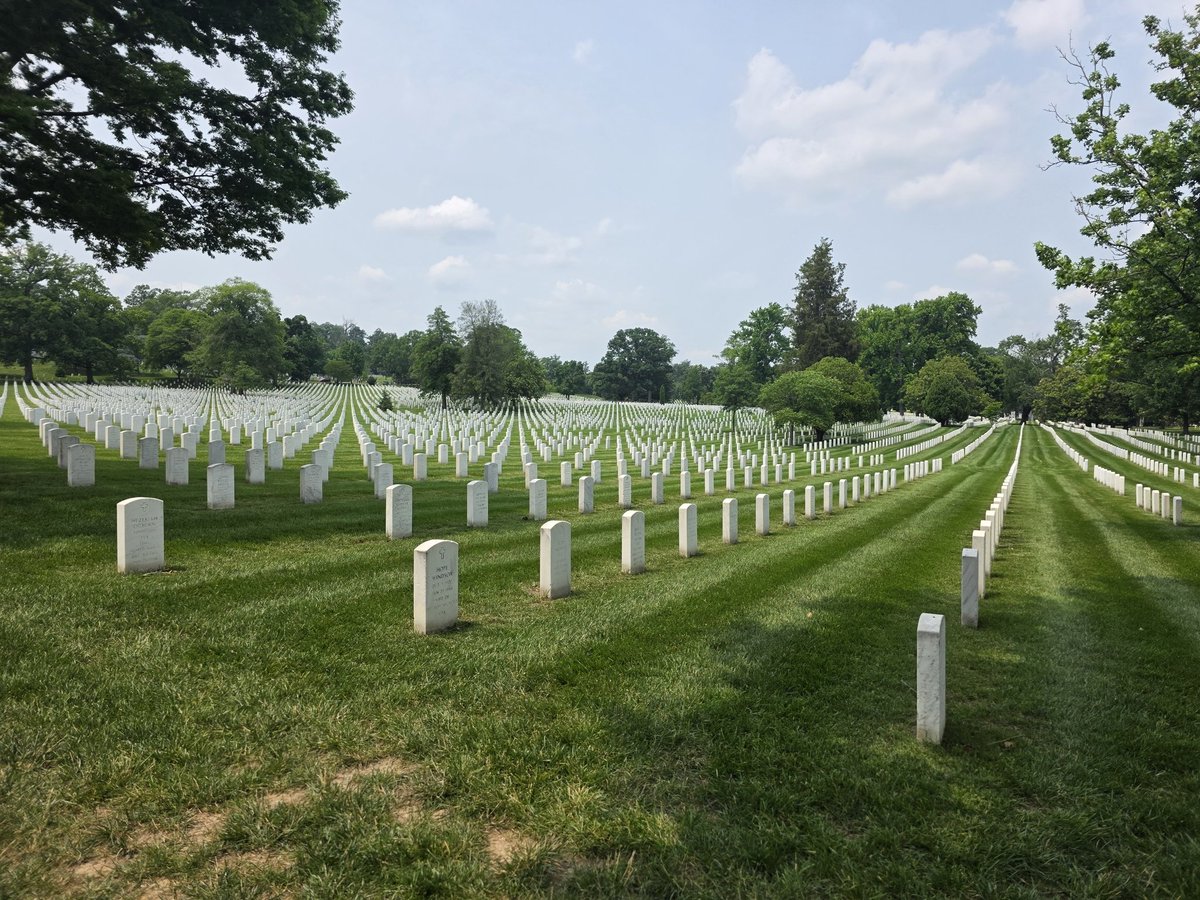 Christine Urbanczyk tweet media