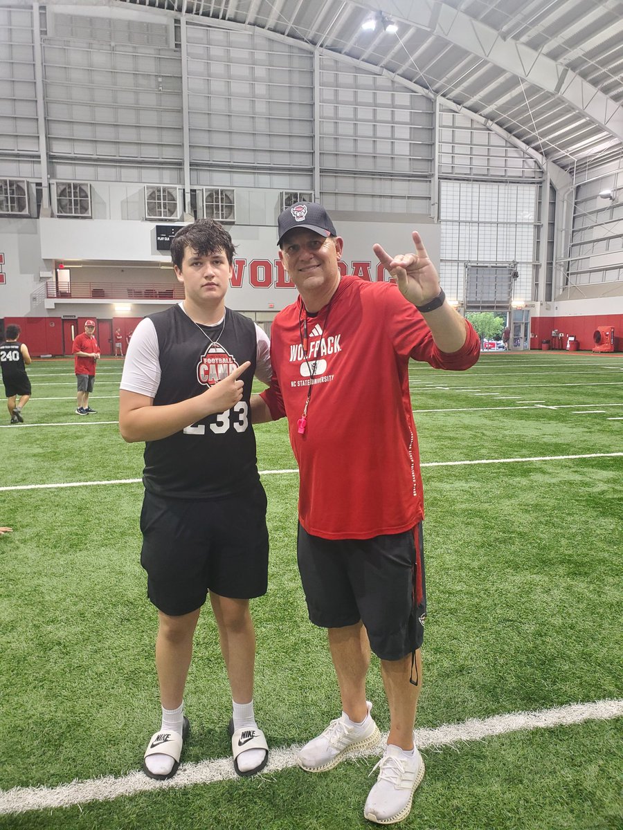 WilliamFieldss's tweet image. Had a great camp today at NC State. Always awesome hearing from @CoachGoebbel and the staff. Great start to summer camps💪

@BillLiedy @DrStevenWright @CoachDrew__