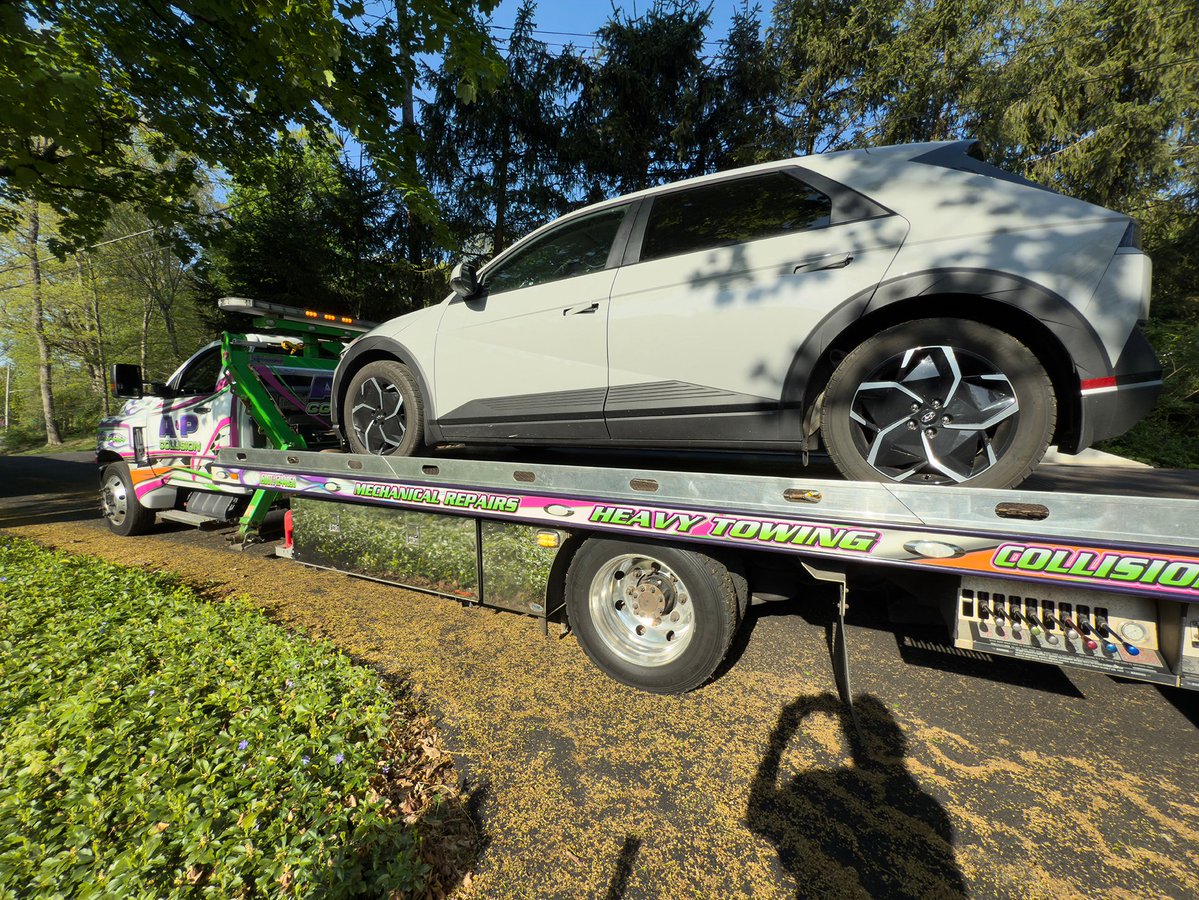 ricksammon's tweet photo. For those of you who have been following my 6-month long story/battle with @Hyundai  - still no action. Our car is still in the shop with no release date.
If you are considering an IONIQ 5, do a search on ALL the problems. https://t.co/vAJTGeoZu3