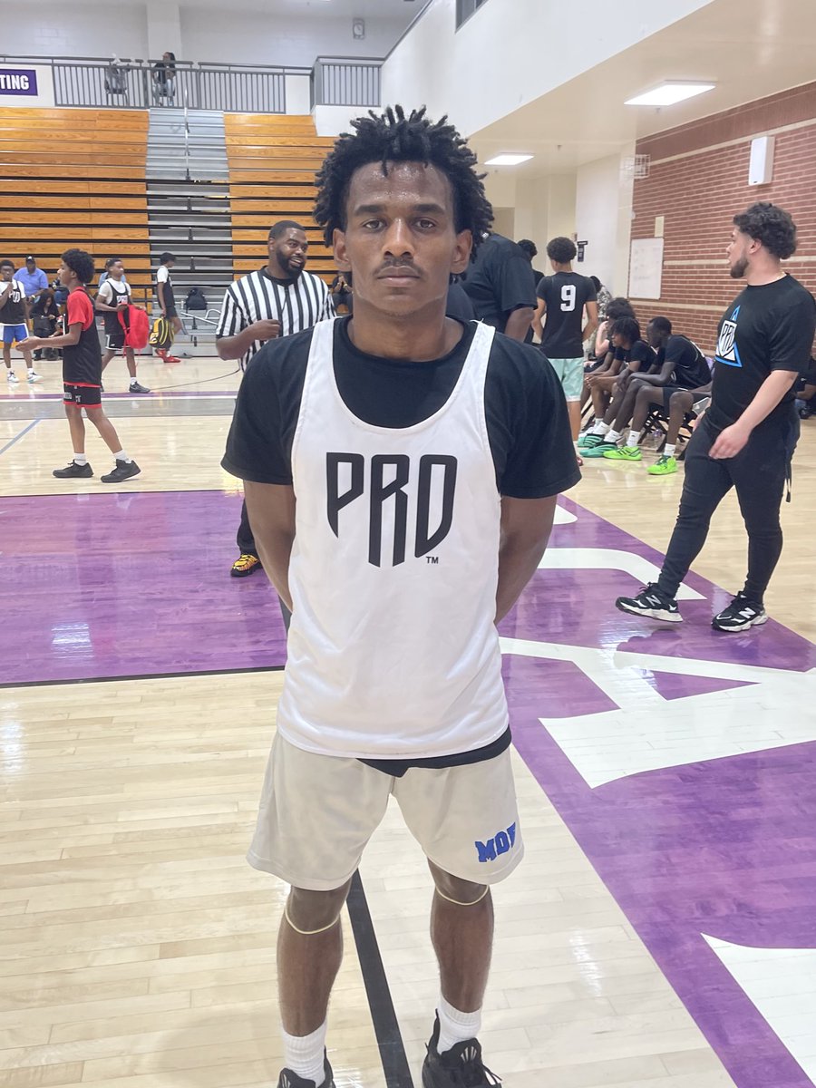 ‘26 <a href="/KennedyUnion11/">Kennedy</a> (Locust Grove) is an extremely active spark plug that can cause disruption on the defensive end.

Union also has the ability to push the pace on the offensive end of the floor. 

📌<a href="/DanielK_PRO/">Daniel Khan</a>
📌<a href="/Jarrett_PRO/">Jarrett PRO</a>
📌<a href="/PRO_Movement1/">#PRO Elevation Inc. | #PRO Movement Athletics</a>

#GetRecruited
#SummerMadness