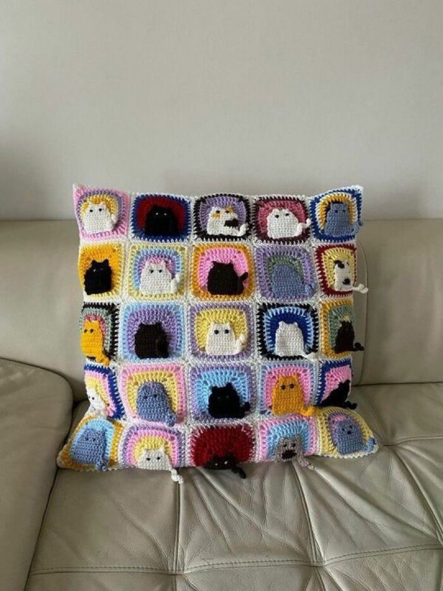 granny square pillowcase