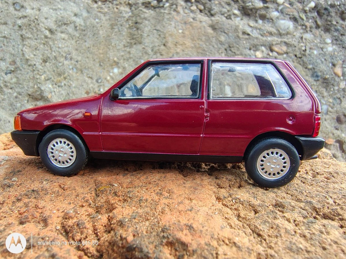 BrojcinMilos's tweet photo. The legendary Fiat uno 1/43 scale arived this morning
#fiat #fiatuno #Uno #scalecar #modelcar #deagostini https://t.co/SYelE4Ni6s