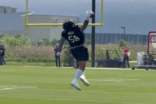 Jacob Infante (@jacobinfante24) on Twitter photo Who did it better? #Bears Who did it better? #Bears