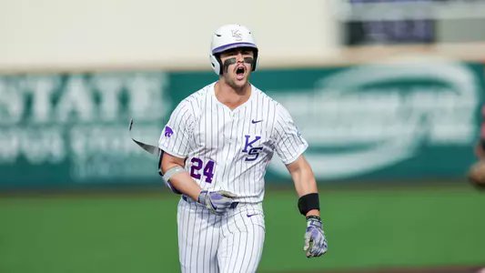 Kendall Rogers (@kendallrogers) on Twitter photo TRANSFER: <a href="/KStateBSB/">K-State Baseball</a> INF Seth Dardar has entered the Transfer Portal. Dardar had a strong offensive campaign for the Wildcats, hitting .326 with 18 doubles, 13 HR and 45 RBIs this season + six ABs and a 1.065 OPS.
Profile: d1baseball.com/player/9vdicct…
Portal: d1baseball.com/transfers/2025… TRANSFER: <a href="/KStateBSB/">K-State Baseball</a> INF Seth Dardar has entered the Transfer Portal. Dardar had a strong offensive campaign for the Wildcats, hitting .326 with 18 doubles, 13 HR and 45 RBIs this season + six ABs and a 1.065 OPS.
Profile: d1baseball.com/player/9vdicct…
Portal: d1baseball.com/transfers/2025…