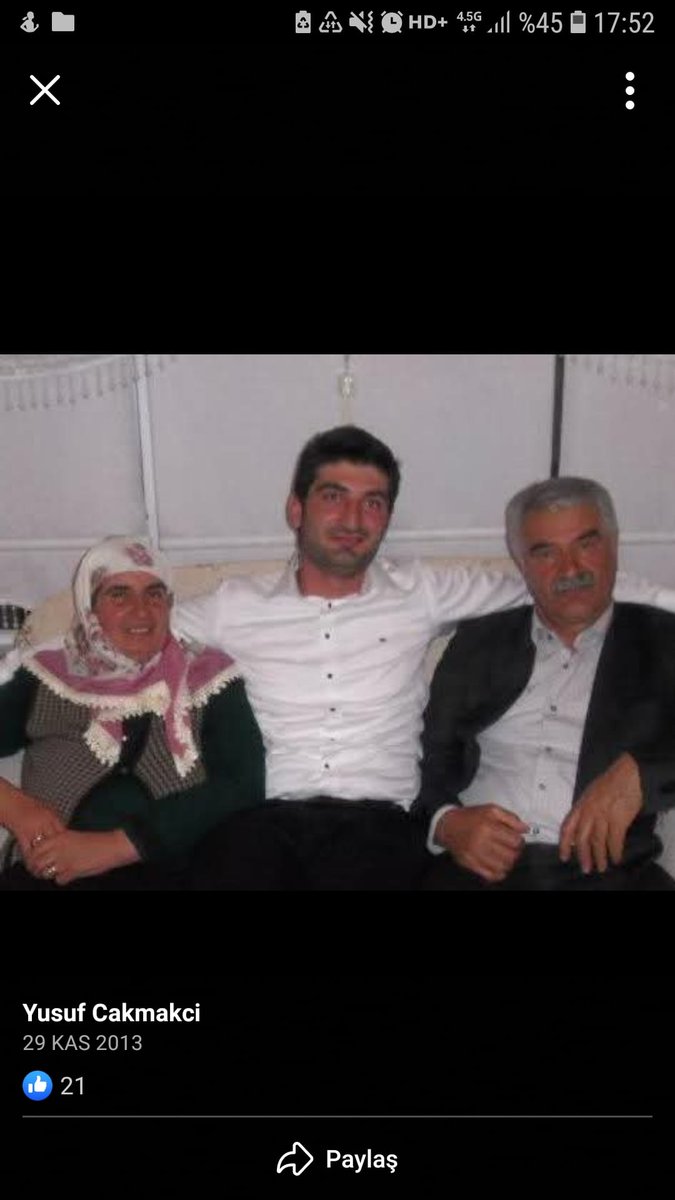 berg_suleyman's tweet photo. @cumhuriyetgzt Evet, burada katil Mehmet çakmakçı ve Oğlu Yusuf çakmakçı birlikte çok mutlu görünüyorlar. https://t.co/0HYIczNNji
