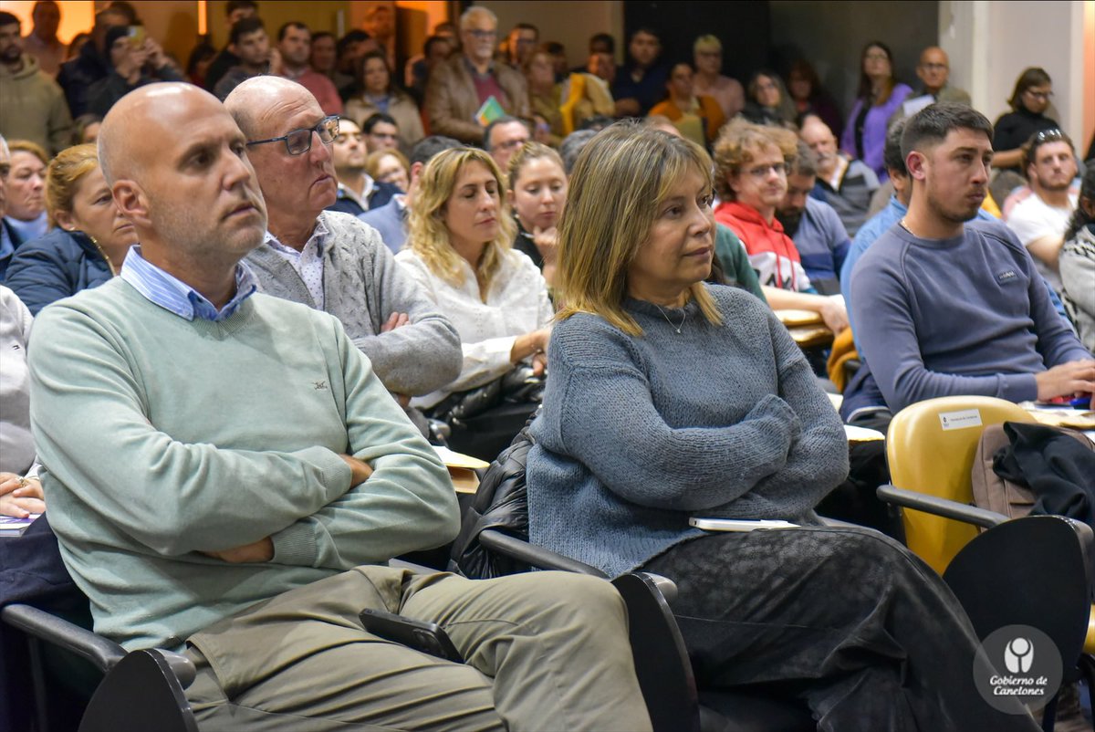 🟢 Con la presencia de la Intendenta Gabriela Garrido y el Secretario General Francisco Legnani, se realiza Encuentro de Alcaldes y Alcaldesas en funciones y electos/as con motivo de la transición de gobierno y capacitación para nuevas autoridades.