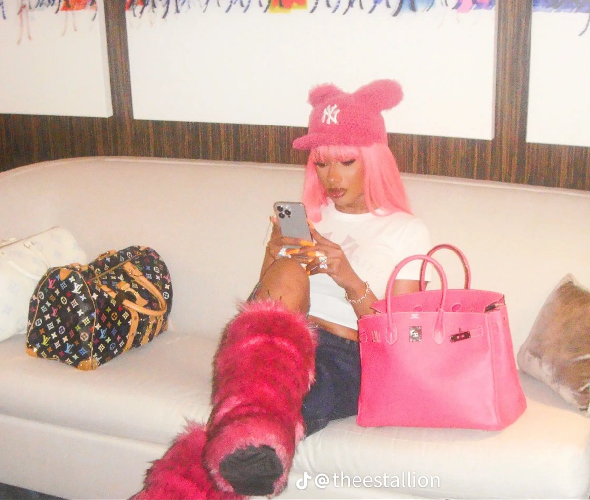 bashonthehead's tweet image. When me and bae match