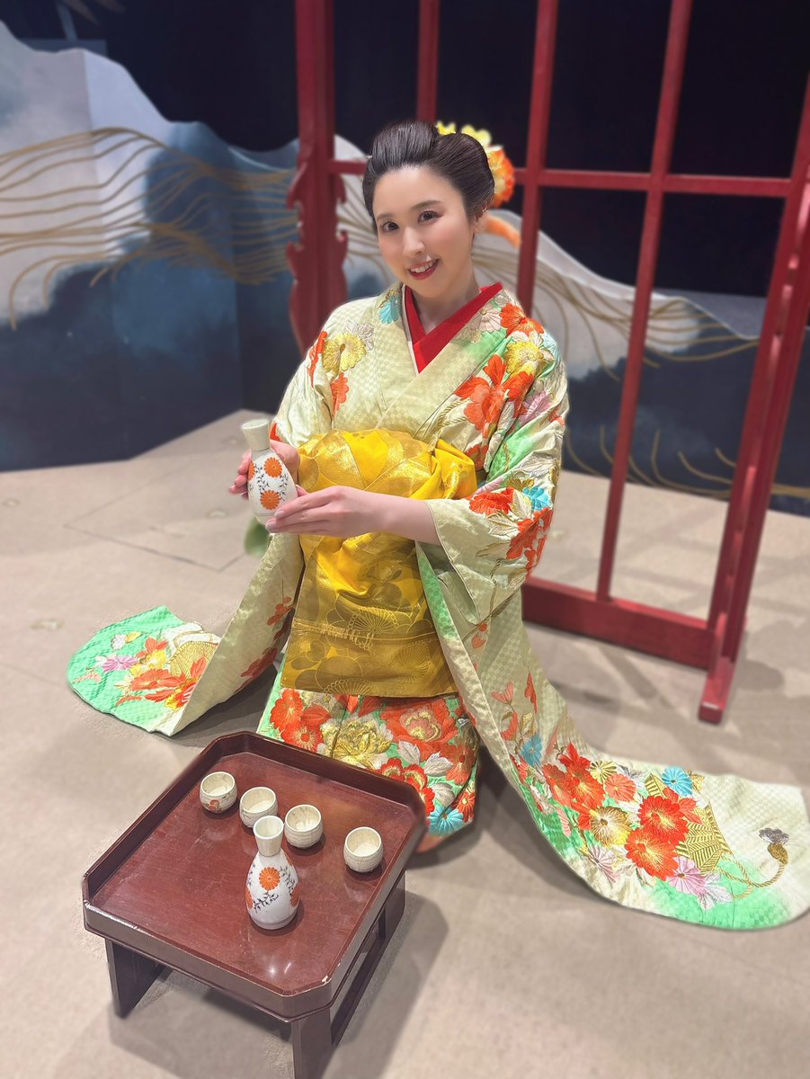 yukami_01's tweet photo. 昨日は、#六道追分 ２公演ありがとうございました🪭♡
イベントも楽しんで頂けていたら嬉しいです🤭！

明日は龍チーム千穐楽。
最後まで大切にお届けします！
19:00よりぜひお待ちしています😌♡ https://t.co/diFZnLwZyK