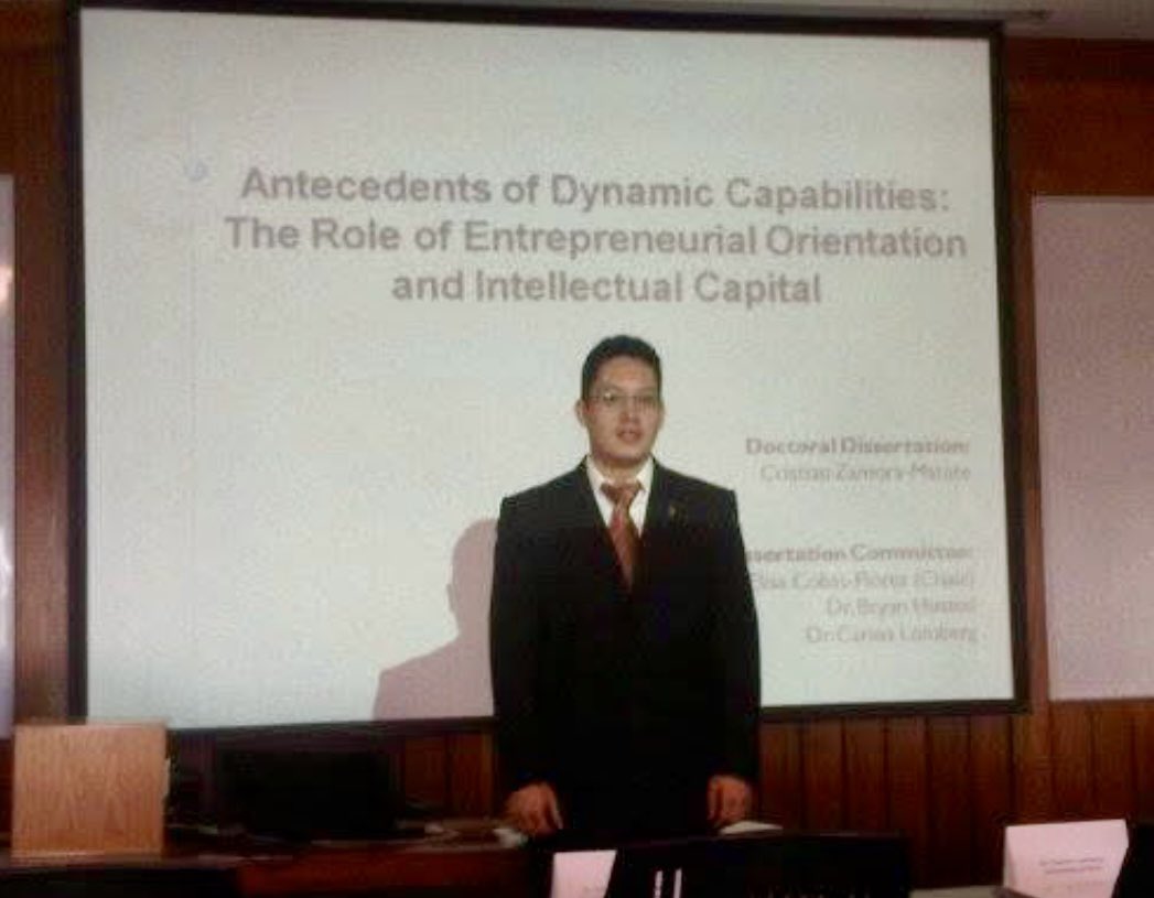 #Memorias

Hace 13 años, con muchos nervios, sustentaba mi tesis doctoral Ph.D.📚, años de mucho esfuerzo cristalizaron ese sueño…

Mil gracias a mis universidades: Tecnológico de Monterrey, México y EPFL, Suiza.

A Elisa, mi directora de tesis, mi eterna gratitud y mis amig@s