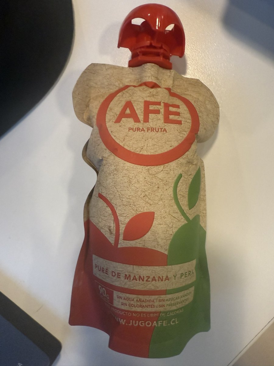 mandarisalsa's tweet photo. @JugosAfe compré una caja de compotas de manzana pera para mi hijita, y hoy me salió una que está que explota y eso que está sellada, no se supone que no deberían fermentar? https://t.co/Mtejls90ll
