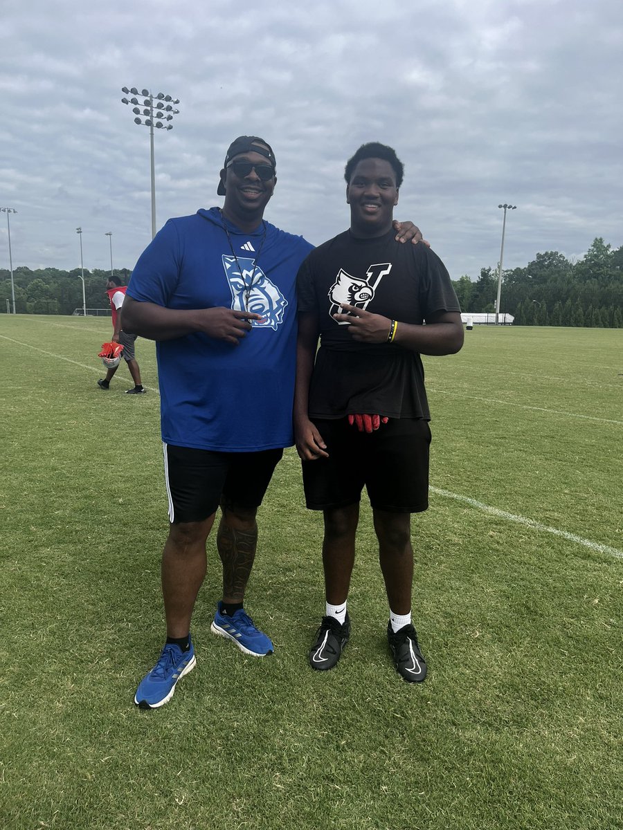 Quadra Barnes Jr (@quadrabjr) on Twitter photo Blessed to receive 🅾️ffer from
WEST GEORGIA‼️#JonesboroU🧬
<a href="/CoachNGodd/">NaShan Goddard</a> <a href="/JHSCardinalFB/">Jonesboro Football</a>
<a href="/RecruitGeorgia/">Recruit Georgia</a> <a href="/CoachCarmichEAL/">“COACHSYRUP🥞” Coach Darrian CarmichEAL</a>
<a href="/ChadSimmons_/">ChadSimmons</a> <a href="/JeremyO_Johnson/">Jeremy Johnson</a>
<a href="/BALLERSCHOICE1/">BALLERS CHOICE LLC</a> <a href="/BigFaceSportss/">BigFaceSports, (Recruiting & Scouting)</a>
<a href="/GeorgiaPrepMag/">Georgia Prep Journal</a> @SWiltfong247
<a href="/CoachDaniels06/">Coach Daniels</a> <a href="/RecruitNE_GA/">RecruitNE_GA</a>
<a href="/NEGARecruits/">Northeast Georgia Recruits</a> <a href="/samspiegs/">Sam Spiegelman</a> Blessed to receive 🅾️ffer from
WEST GEORGIA‼️#JonesboroU🧬
<a href="/CoachNGodd/">NaShan Goddard</a> <a href="/JHSCardinalFB/">Jonesboro Football</a>
<a href="/RecruitGeorgia/">Recruit Georgia</a> <a href="/CoachCarmichEAL/">“COACHSYRUP🥞” Coach Darrian CarmichEAL</a>
<a href="/ChadSimmons_/">ChadSimmons</a> <a href="/JeremyO_Johnson/">Jeremy Johnson</a>
<a href="/BALLERSCHOICE1/">BALLERS CHOICE LLC</a> <a href="/BigFaceSportss/">BigFaceSports, (Recruiting & Scouting)</a>
<a href="/GeorgiaPrepMag/">Georgia Prep Journal</a> @SWiltfong247
<a href="/CoachDaniels06/">Coach Daniels</a> <a href="/RecruitNE_GA/">RecruitNE_GA</a>
<a href="/NEGARecruits/">Northeast Georgia Recruits</a> <a href="/samspiegs/">Sam Spiegelman</a>