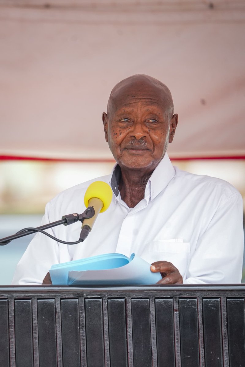 Government of Uganda (@govuganda) on Twitter photo โThis financial year, we are tarmacking roads in Yumbe, Katakwi, Kyenjojo, Iganga, Jinja, Kalangala, Kitgum, Kaabong, Kamuli, Mbale and other parts of the country.โ-<a href="/KagutaMuseveni/">Yoweri K Museveni</a>
#SONA2025 #SONA25 โThis financial year, we are tarmacking roads in Yumbe, Katakwi, Kyenjojo, Iganga, Jinja, Kalangala, Kitgum, Kaabong, Kamuli, Mbale and other parts of the country.โ-<a href="/KagutaMuseveni/">Yoweri K Museveni</a>
#SONA2025 #SONA25