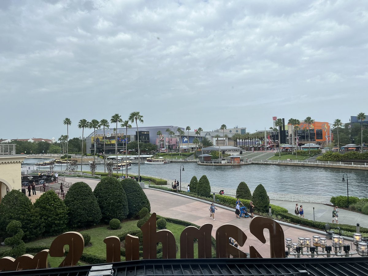 Robert Cuffe tweet media