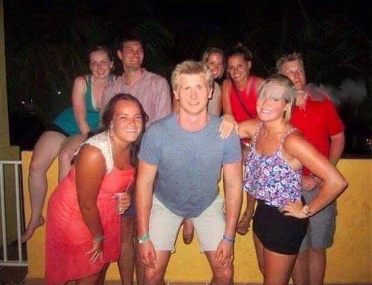 Njckolas tweet media