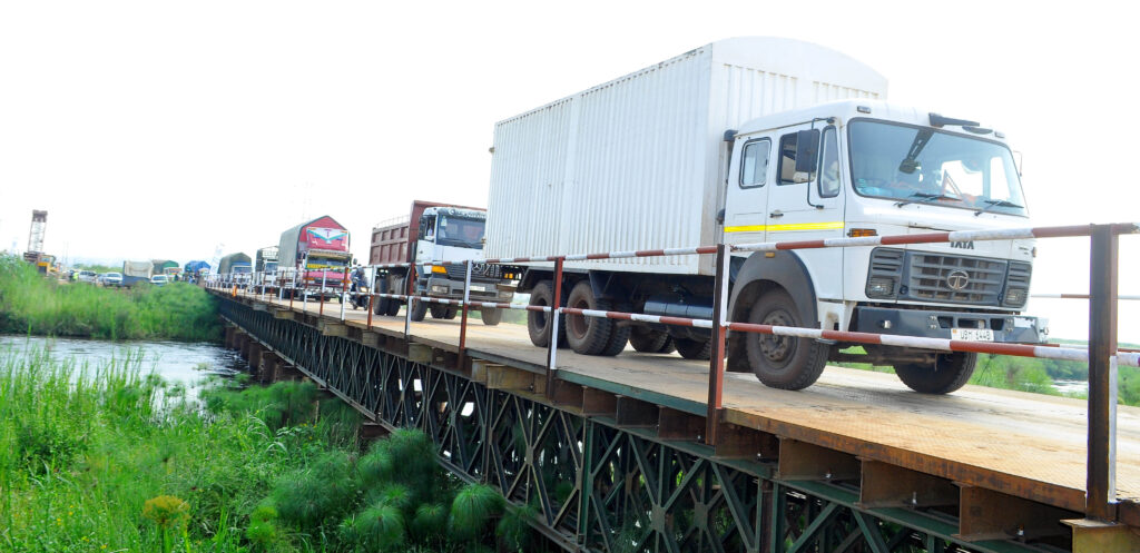 Government of Uganda (@govuganda) on Twitter photo ๐๐๐๐๐๐๐๐๐ ๐๐๐๐๐๐๐ ๐๐๐๐๐๐๐๐๐๐๐
In a major push to strengthen road connectivity and resilience across Uganda, Government will prioritise the construction and rehabilitation of key bridges in FY 2025/2026:
1โฃ Ssezibwa Bridge โ along the vital ๐๐๐๐๐๐๐๐๐ ๐๐๐๐๐๐๐ ๐๐๐๐๐๐๐๐๐๐๐
In a major push to strengthen road connectivity and resilience across Uganda, Government will prioritise the construction and rehabilitation of key bridges in FY 2025/2026:
1โฃ Ssezibwa Bridge โ along the vital