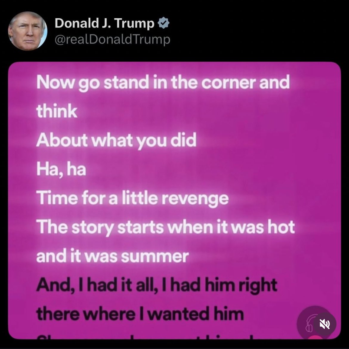 Carly Reilly 🍸 (@carlypreilly) on Twitter photo 