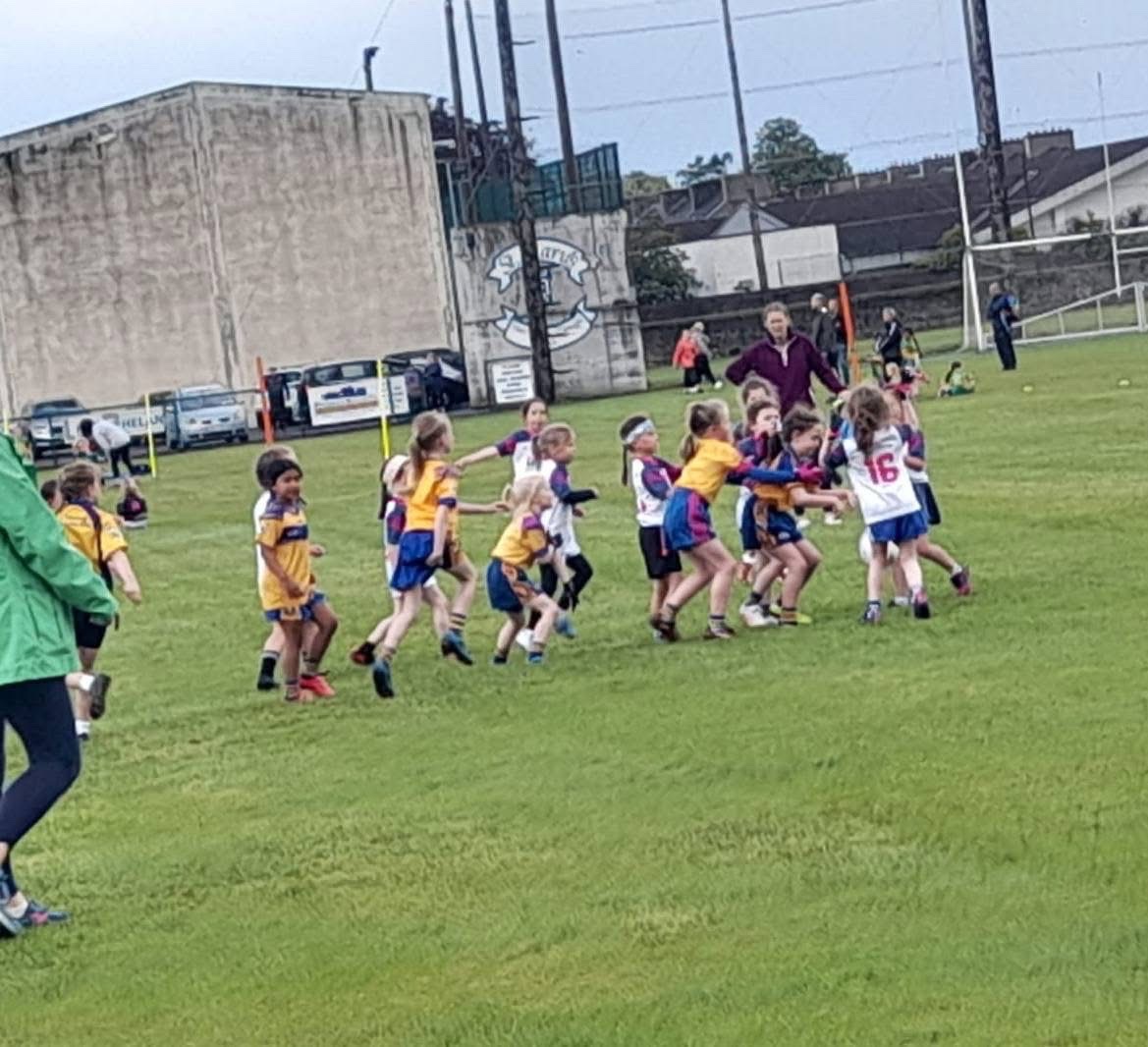 Clonmel Óg GAA (@clonmel_og) on Twitter photo Lots of games for our u8 girls at Commercials hosted blitz 👏👏with Rosegreen& Clerihan. Thank you to our coaches & ever supportive parents.
#fun
#development
<a href="/NoelWalshie/">Noel Walsh</a>
<a href="/DavidWall101/">David Wall</a>
<a href="/SiobhanPhelan10/">Siobhan Phelan</a>
<a href="/sophiemudassar/">sophie Mudassar</a>
<a href="/TippLadies/">Tipp Ladies Football</a> Lots of games for our u8 girls at Commercials hosted blitz 👏👏with Rosegreen& Clerihan. Thank you to our coaches & ever supportive parents.
#fun
#development
<a href="/NoelWalshie/">Noel Walsh</a>
<a href="/DavidWall101/">David Wall</a>
<a href="/SiobhanPhelan10/">Siobhan Phelan</a>
<a href="/sophiemudassar/">sophie Mudassar</a>
<a href="/TippLadies/">Tipp Ladies Football</a>