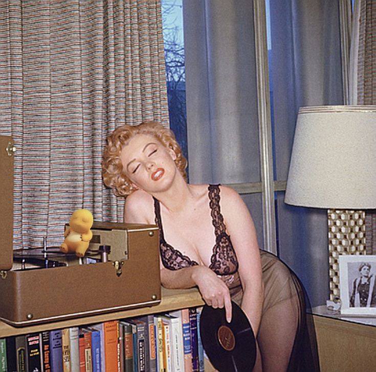 Blondes have more fun.