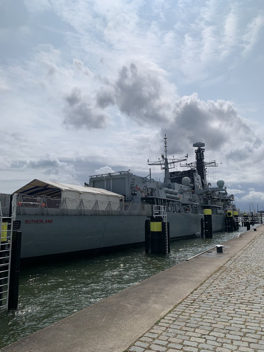 daryl_lynch's tweet photo. The 8 year old me, was awake all night with excitement, did not eat this morning, as knew I would be attending a work event on HMS Sutherland (moored in Rotterdam) - amazing tour, the crew was so enthusiastic and professional..just brilliant. https://t.co/F0OlXQAJPV