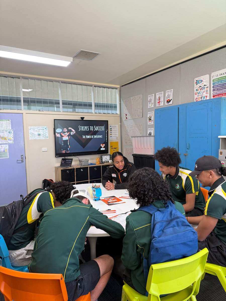 HighIngleburn's tweet image. A selected group of Year 10 students have recently been participating in the Stripes to Success program with the Wests Tigers!
These students have been building leadership skills, resilience, and teamwork—on the field and in the classroom. It’s been incredible to see their…