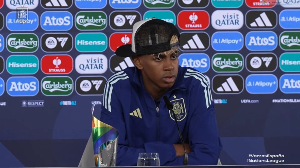 🚨🚨🎙️ LAMINE YAMAL :

« Qu’est-ce que ça représente de jouer contre Cristiano Ronaldo en finale ? Bien sûr, tous les joueurs méritent le respect. C'est une légende du football, mais je ferai mon devoir, qui est de gagner et c’est tout. »