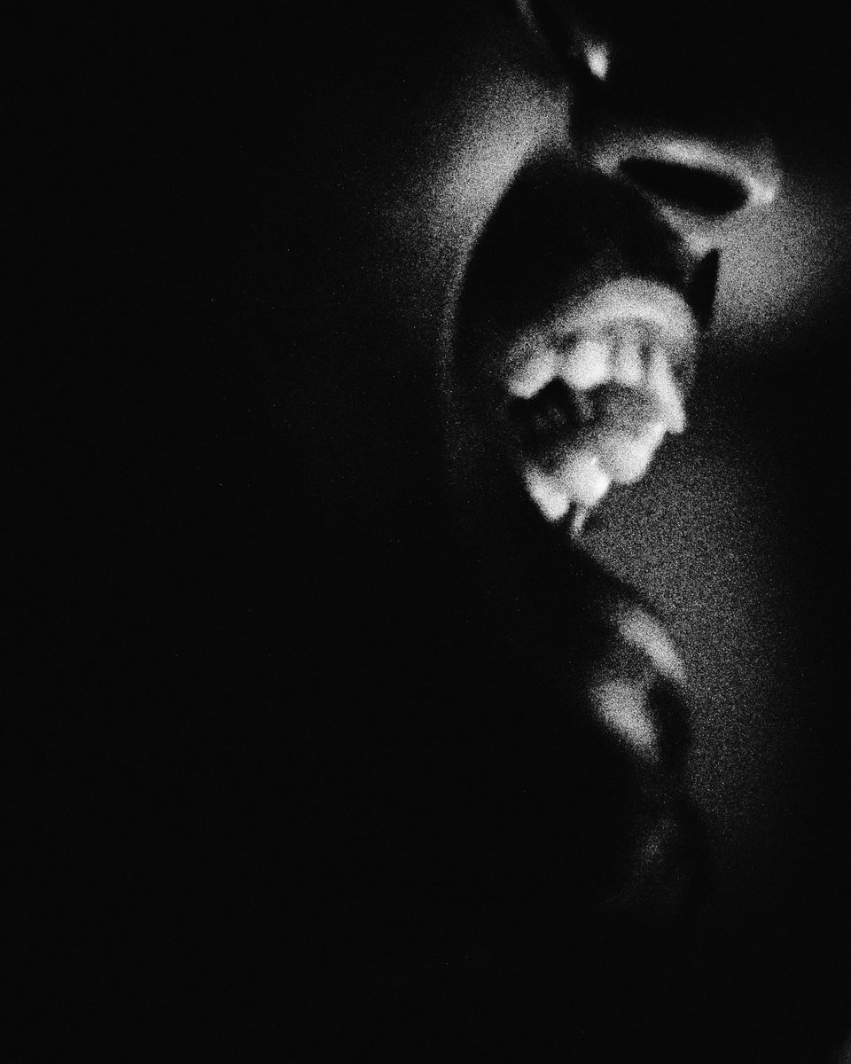 piercetheveil's tweet image. LOUD AND CLEAR

📸 Christian Waite