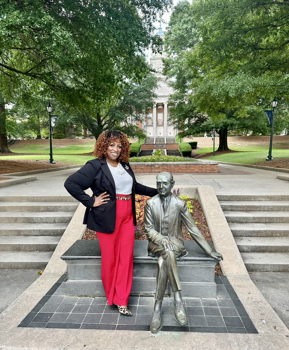 Dr. NaTasha Crain (@classycrain) on Twitter photo Honored to keynote <a href="/SamfordU/">Samford University</a>’s Diversity Forum 2025! 🎤
Theme: Breaking Barriers: Socio-Economic Diversity in Education
Grateful for new colleagues, bold conversations, and Southern hospitality in Birmingham. 💙 #EquityInEducation #KeynoteSpeaker #ForEVERLeading Honored to keynote <a href="/SamfordU/">Samford University</a>’s Diversity Forum 2025! 🎤
Theme: Breaking Barriers: Socio-Economic Diversity in Education
Grateful for new colleagues, bold conversations, and Southern hospitality in Birmingham. 💙 #EquityInEducation #KeynoteSpeaker #ForEVERLeading