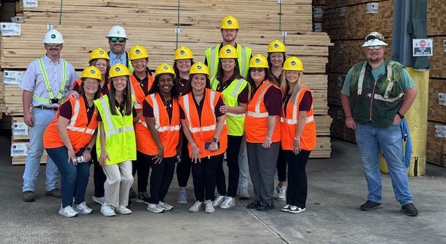 RexLumberMill's tweet photo. Big thanks to the Pike County Chamber of Commerce for touring our mill!
David Clark and Matt McGaughey led the visit, showing the team what goes into keeping things moving at #rexlumbertroy.
#MillTour #ChamberVisit #WorkInAction https://t.co/x2lLFS26Hs