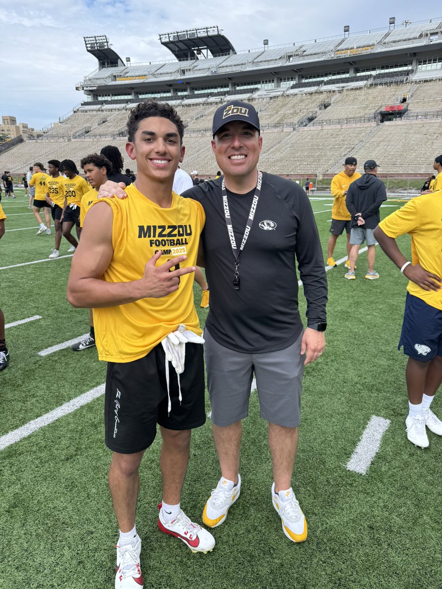 Dante A Dixon (@dantedatdixon) on Twitter photo Thank you <a href="/RyanTrichel/">Ryan Trichel</a> and <a href="/CoachDrinkwitz/">Eliah Drinkwitz</a> for the invite to the mizzou camp. <a href="/MizzouFootball/">Mizzou Football</a>
<a href="/CoachAndySims/">Coach Sims</a> <a href="/PrepsKC/">PrepsKC</a> <a href="/PHTrojansFB/">Park Hill Trojans Football</a> Thank you <a href="/RyanTrichel/">Ryan Trichel</a> and <a href="/CoachDrinkwitz/">Eliah Drinkwitz</a> for the invite to the mizzou camp. <a href="/MizzouFootball/">Mizzou Football</a>
<a href="/CoachAndySims/">Coach Sims</a> <a href="/PrepsKC/">PrepsKC</a> <a href="/PHTrojansFB/">Park Hill Trojans Football</a>