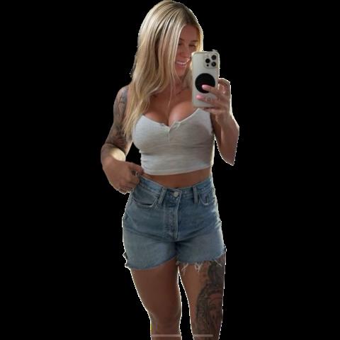 littlebuffbabe tweet media