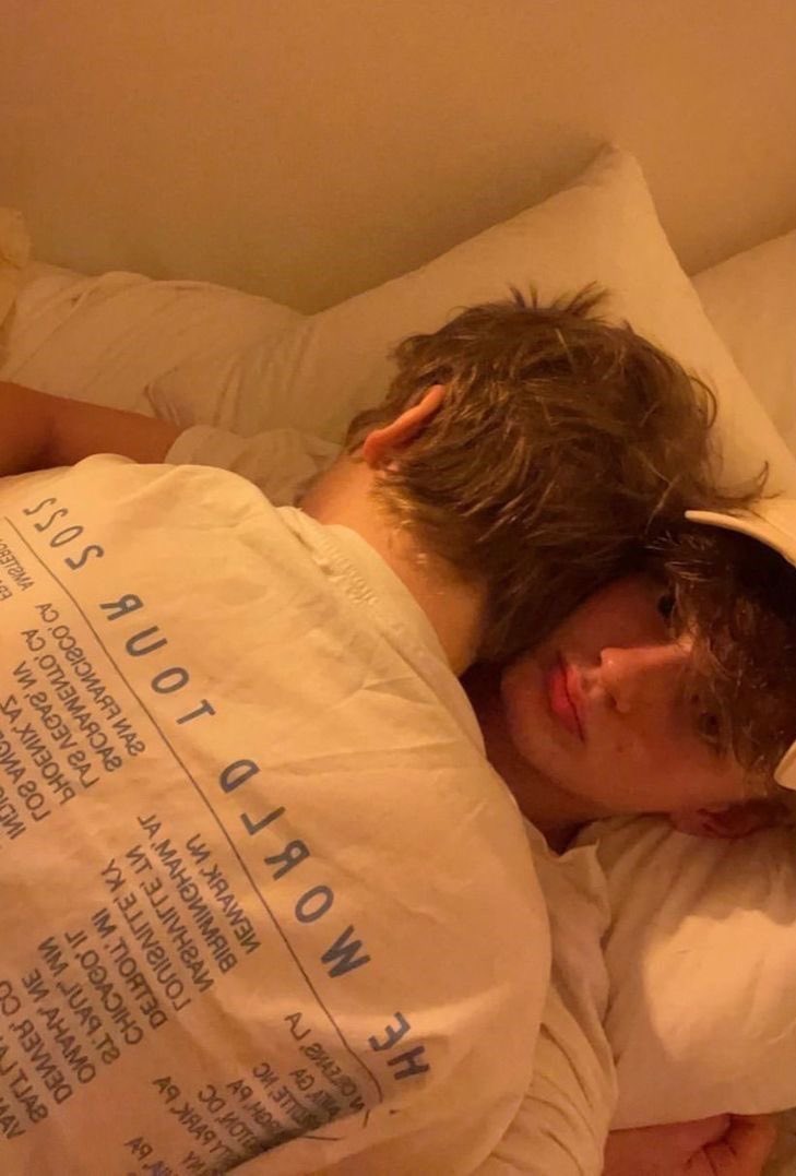 men loving men (@mlmpicz2) on Twitter photo 