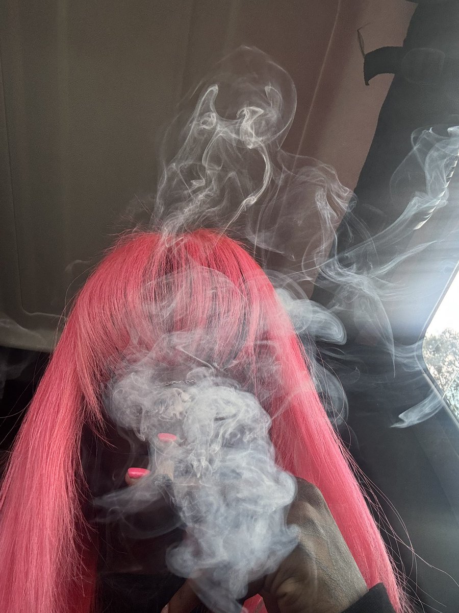 lily (@skaiwater) on Twitter photo 