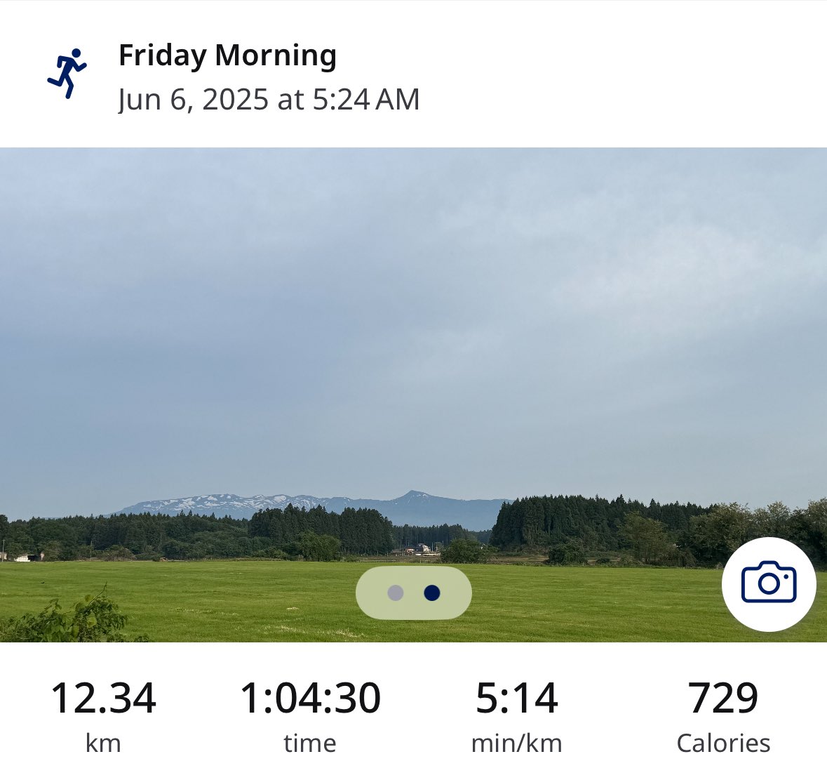 runner_eiki's tweet photo. 昨日は休足👣、からの...
今朝は気温12℃ 湿度82% 🌤️の下、朝ラン12.34km♪
後半5キロは5分/㌔を切るペースで、ユルドアップ走🏃‍♂️💦
体感ほど心拍数💓が上がらない🙄
拾ったペットボトル1本🚮
#プロギング #progging
#ASICS #Novablast4 👟
#朝ラン #ランニング
#走れることに感謝
#RunToFeel https://t.co/lCSLIPXdPB