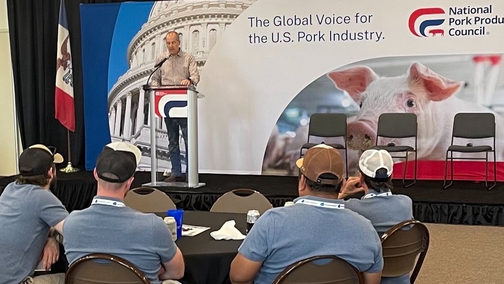 At today’s <a href="/NPPC/">NPPC</a> luncheon, Secretary <a href="/MikeNaigIA/">Mike Naig</a>  spoke about the important role Iowa's pork producers play in our state's ag-based economy. DYK Iowa pork producers generated $15.4 billion of economic impact and more than 120,000 jobs in 2024? #IowaAg #WPX25